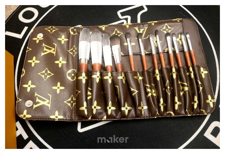 Набір професійних пензлів для макіяжу Louis Vuitton &mdash; 12 шт Louis Vuitton Brush фото